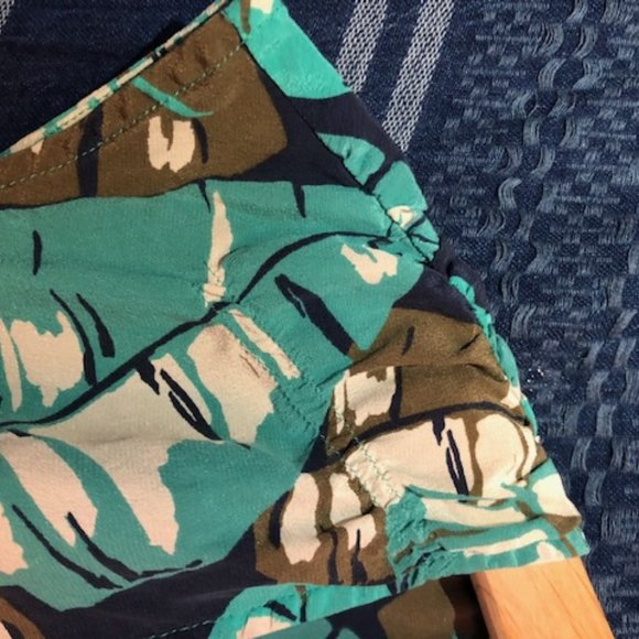 Lucky Brand 100% Silk Patterned Blouse - Picture 2 of 4